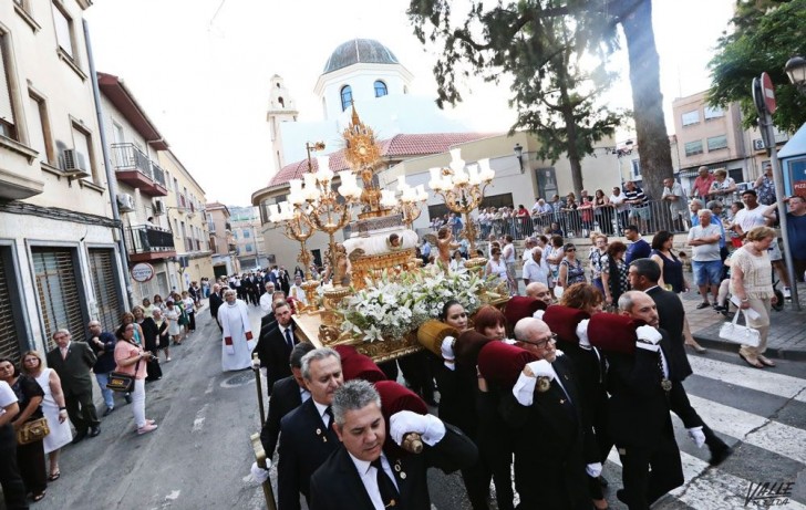Las parroquias de Elda celebran la procesión del Corpus - Valle de Elda