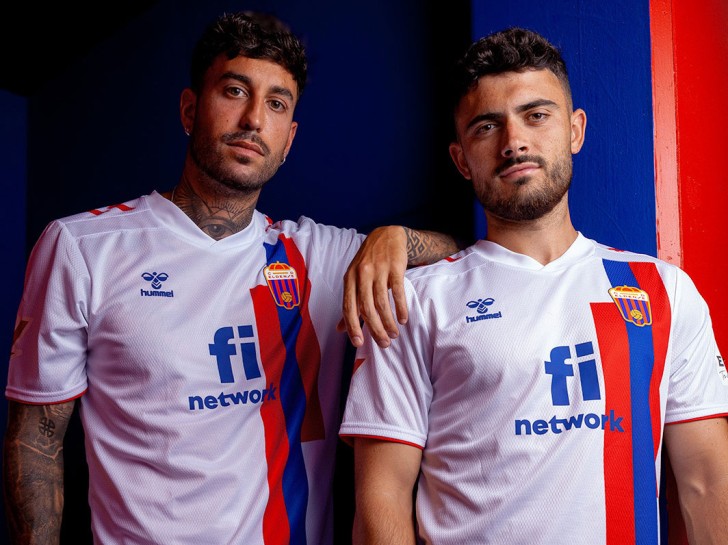 El Eldense presenta su segunda equipación - Valle de Elda