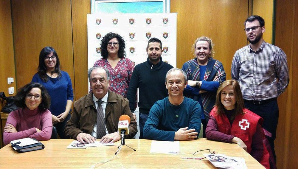 Solidaridad de Petrer destina 7.000 euros a Cruz Roja y a la ONG Asamblea de Cooperación por la Solidaridad de Petrer destina 7.000 euros a Cruz Roja y a la ONG Asamblea de Cooperación por la